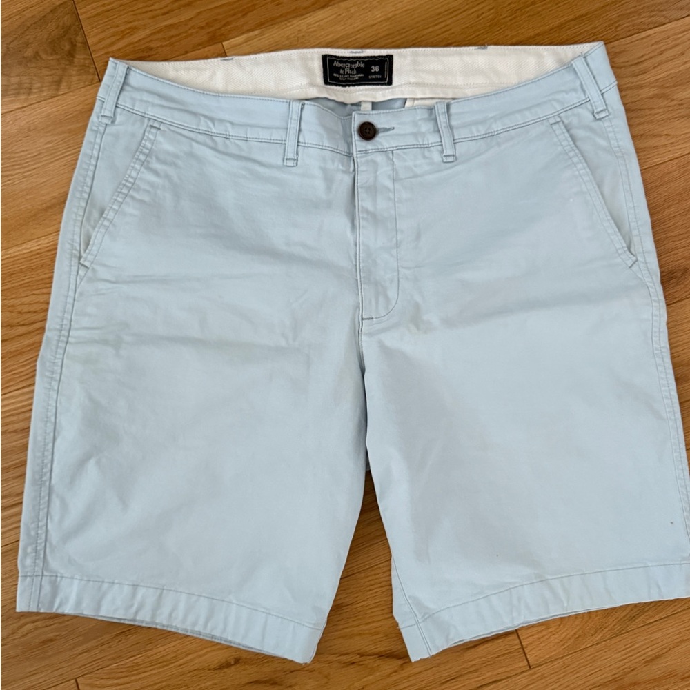 Abercrombie & Fitch Sky Blue Flat Front Shorts - Size 36